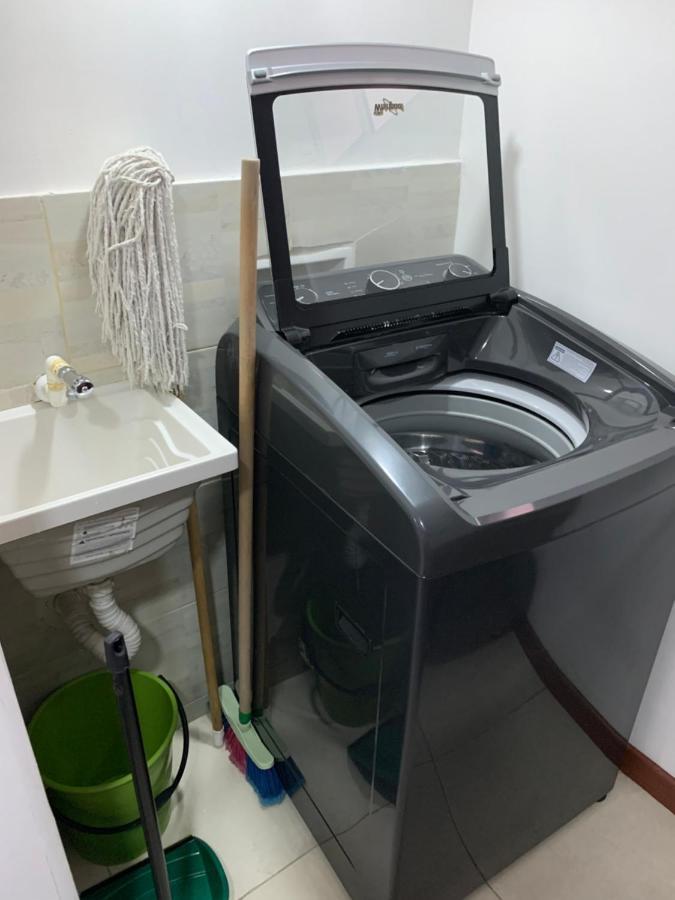 Apartamento Cerca Del Cc Titan Plaza Богота Екстер'єр фото